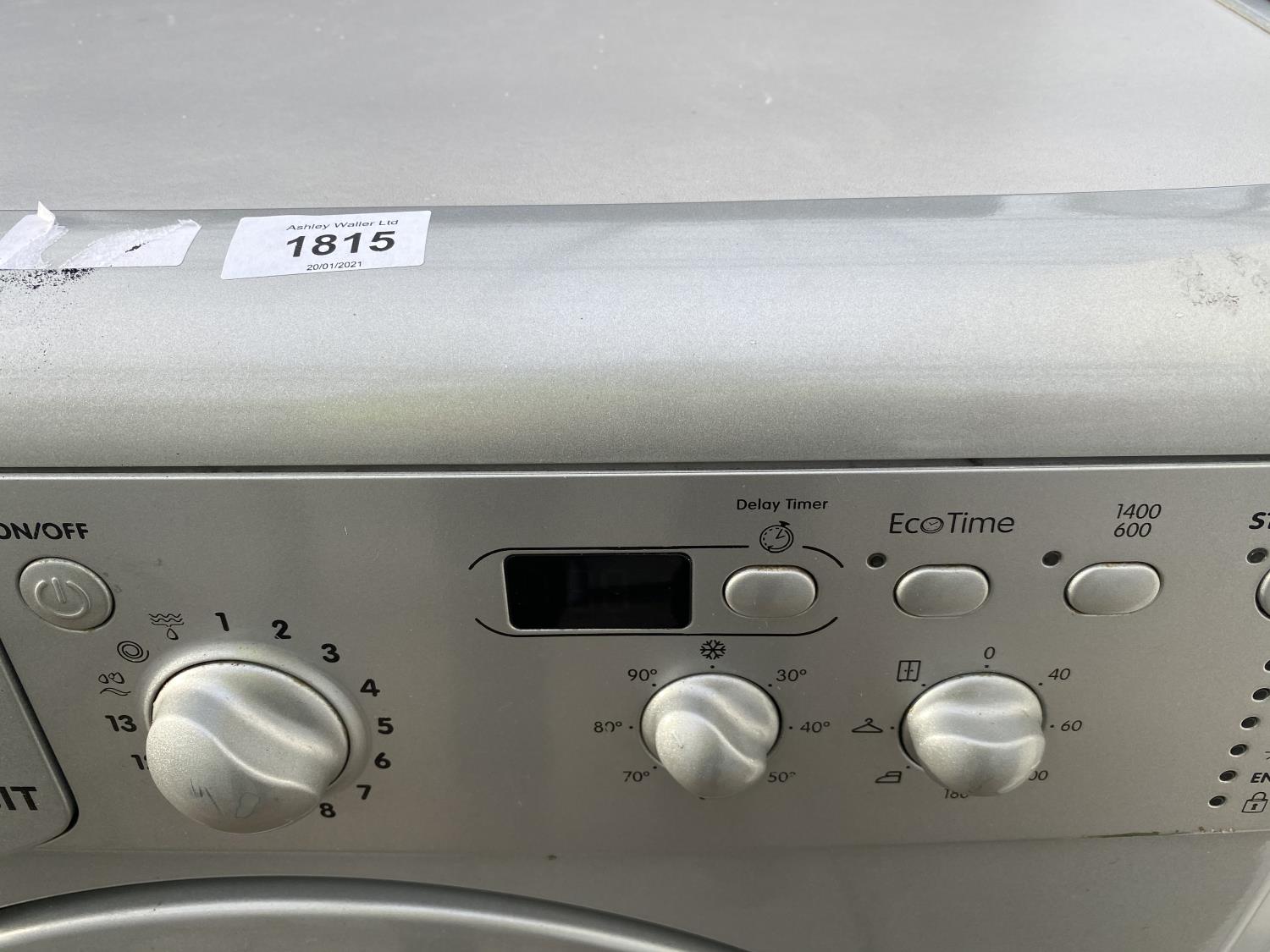 A SILVER INDESIT 7KG WASHING MACHINE BELIEVED IN WORKING ORDER BUT NO WARRANTY - Image 3 of 5