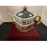 A LARGE TEAPOT DEPICTING EASTENDERS QUEEN VIC (A/F HAIRLINE CRACK TO INSIDE OF LID)