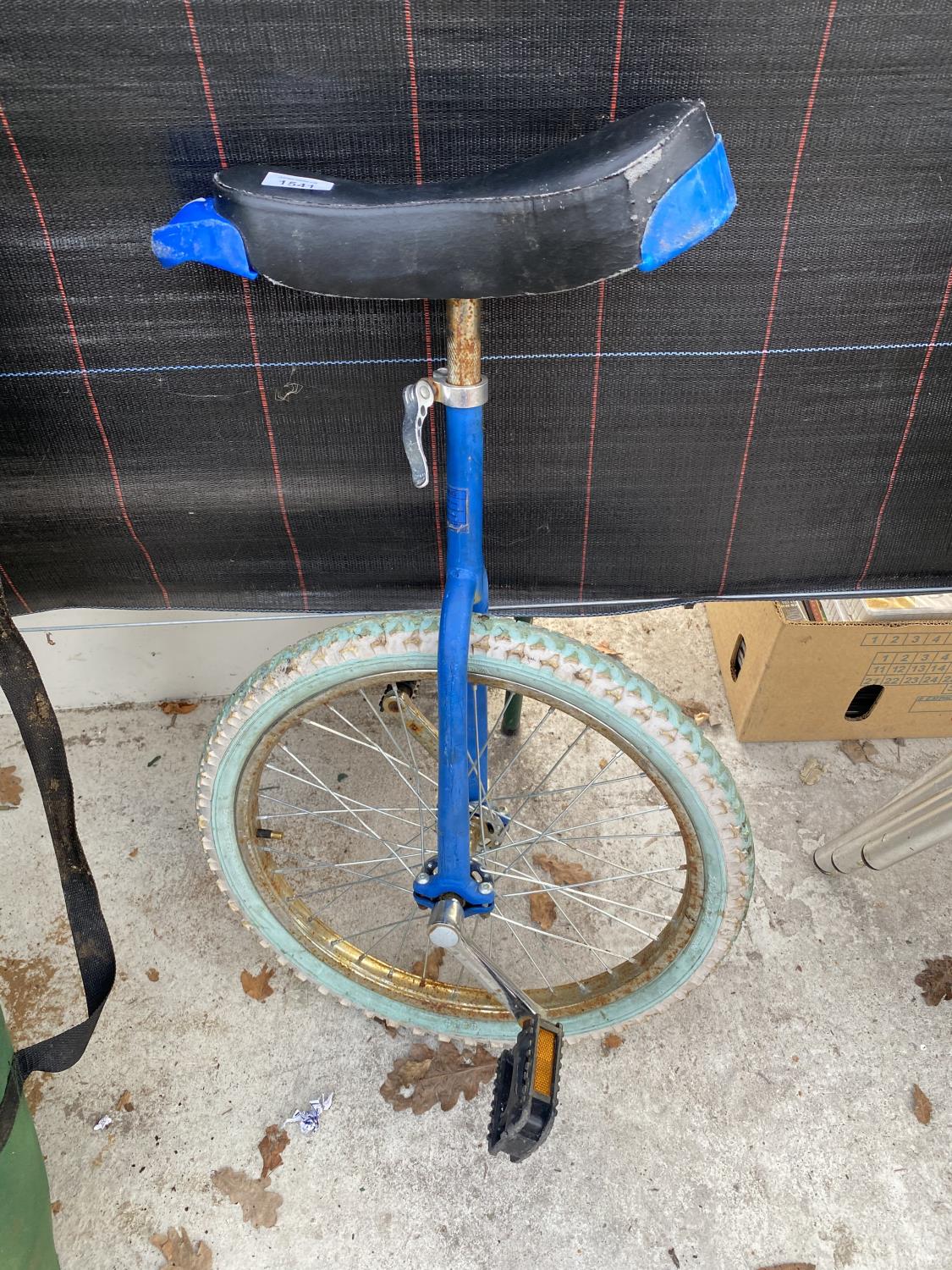 A UNICYCLE