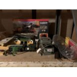 A LARGE QUANTITY OF MODEL RAILWAY ITEMS TO INCLUDE HORNBY, METAL TRAINS AND TRACK ETC