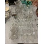 A LARGE COLLECTION OF MIXED GLASS WARE TO INCLUDE GLASSES