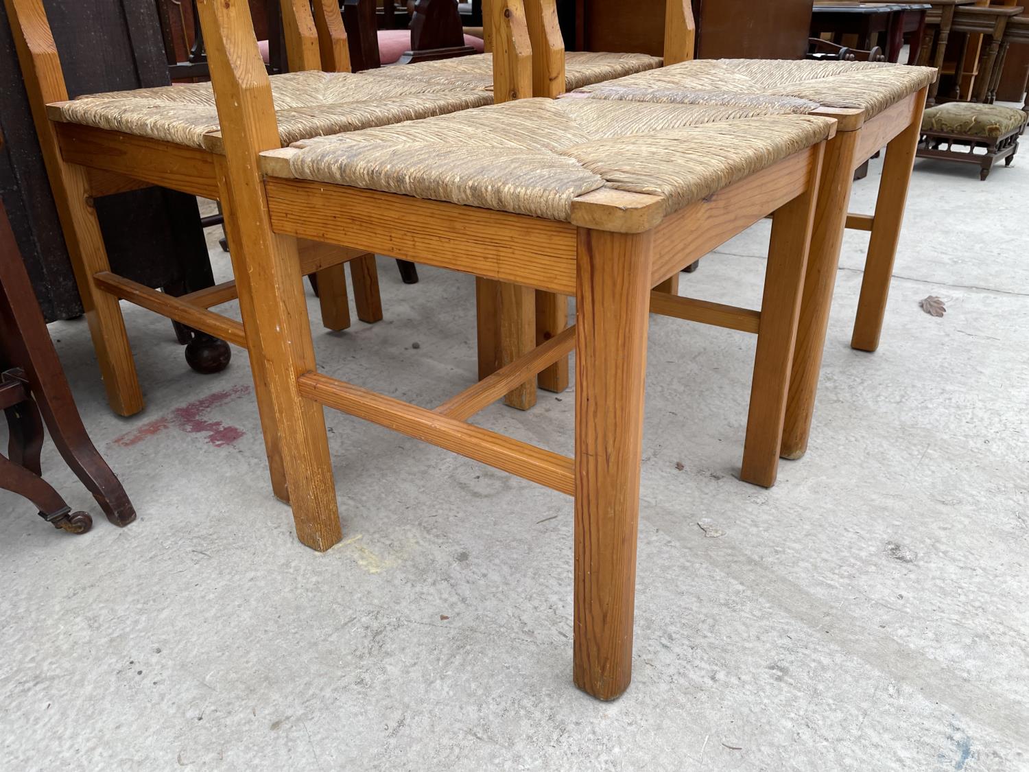 FOUR PINE DINING CHAIRS WITH RUSH SEATS - Image 4 of 4