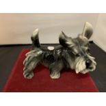 A CERAMIC SYLVAC STYLE 'SCOTTIE DOG'