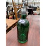 A VINTAGE GREEN MARTIN AND FRERES & CO SODA SYPHON