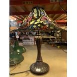 A VERY LARGE TIFFANY STYLE LEADED GLASS LAMP WITH BUTTERFLIES HEIGHT 68CM