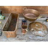 A COLLECTION OF COPPER ITEMS TO INCLUDE A COPPER TROUGH, A LARGE PAN AND TANKARDS ETC