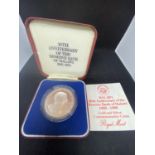 A MALAWI 1985 SILVER PROOF 10 KWACHA COIN . THE COIN IS BOXED WITH COA . PRISTINE CONDITION