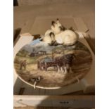 A WEDGWOOD LIMITED EDITION PLATE 'COUNTRY CONNECTIONS' TO INCLUDE A BESWICK ORNAMENT OF TWO CATS