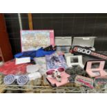AN ASSORTMENT OF TOYS AND GAMES ETC TO INCLUDE TWO NINTENDO DS, TWO NEW HOVVER BOARD COVERS AND NOTE