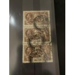 GREAT BRITAIN , 1934 ( 16 OCT ) RE-ENGRAVED 2/6D CHOCOLATE-BROWN , PRESENT AS A VERTICAL STRIP OF