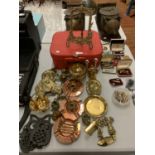 A RETRO RED VANITY CASE AND ITS CONTENTS OF VARIOUS BRASS WARE ITEMS