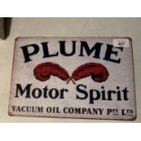 A VINTAGE STYLE PLUME MOTOR OIL GARAGE MAN CAVE TIN METAL RETRO SIGN 20X30CM