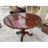 A CHIPPENDALE STYLE PIE CRUST TRIPOD TABLE, 28" DIAMETER