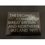 THE DECIMAL COINAGE OF GREAT BRITAIN & NORTHERN IRELAND FOR THE YEAR 1971 . PRISTINE