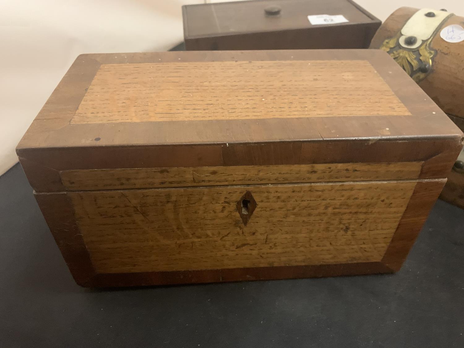 THREE WOODEN BOXES ONE WITH BRASS DETAIL AND TWIN COMPARTMENT INNER (TWO WITH BASES A/F) - Image 2 of 7