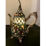 A TIFFANY STYLE TEAPOT LEADED GLASS LAMP HEIGHT 26CM