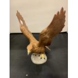 A BESWICK GOLDEN EAGLE NO 2062