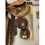 A SELECTION OF VINTAGE TOOLS TO INCLUDE THREE LEATHER CASED TAPE MEASURES
