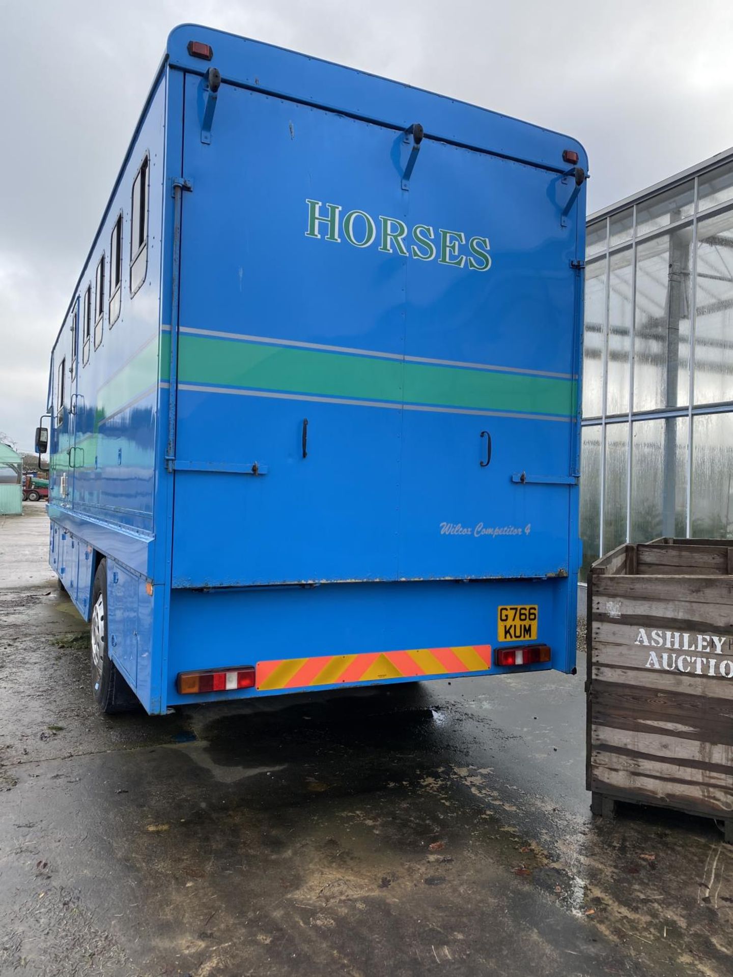 LEYLAND DAF HORSE BOX WITH GOOD LIVING ACCOMODATION MOT EXPIRED + VAT - Image 5 of 15