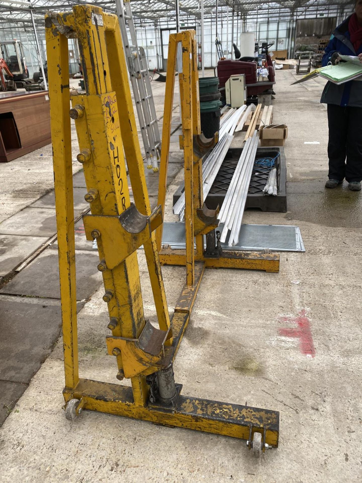 A CABLE REEL STAND WITH TWO JACKS - NO VAT - Image 3 of 4