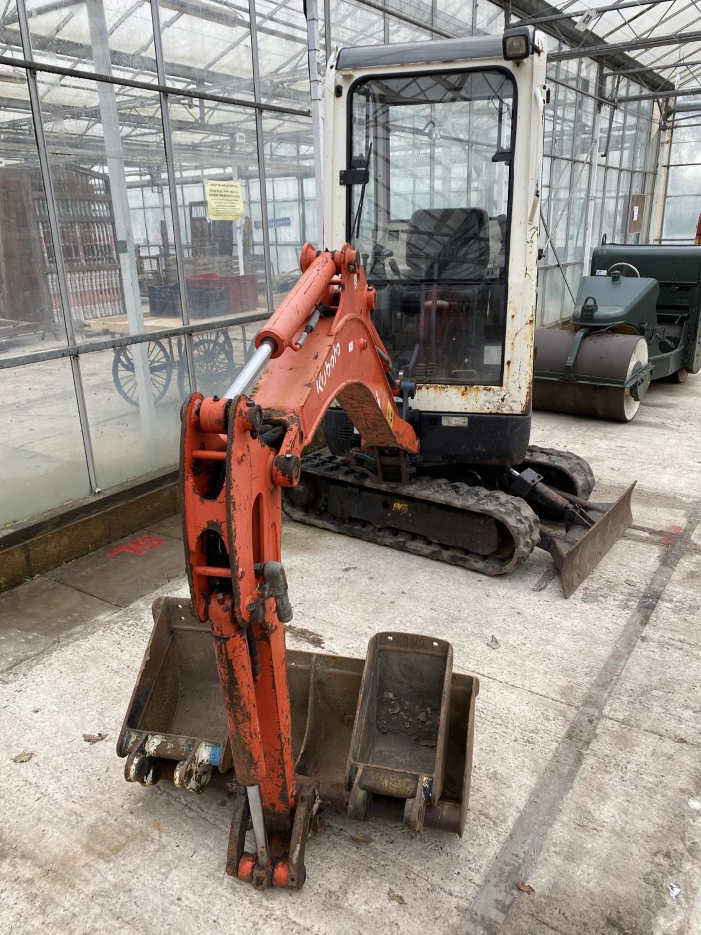 A KUBOTA KX 36-3 MINI DIGGER SERIAL 78757 YEAR 2010 CURRENT OWNER LOCAL USED FOR LIGHTWORK - Image 4 of 8