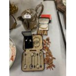 AN ASSORTMENT OF ITEMS TO INCLUDE COSTUME JEWELLERY, SILVER PLATED COFFEE POT ETC