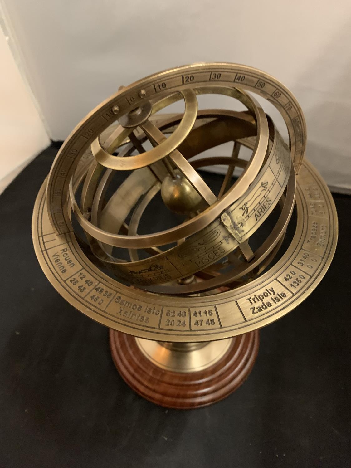 A BRASS ARMILLARY SHPERE ON A WOODEN BASE - Image 3 of 3