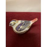 A ROYAL CROWN DERBY GOLDCREST WITH A GOLD STOPPER