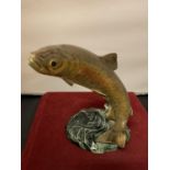 A BESWICK BROWN TROUT (FIN A/F)