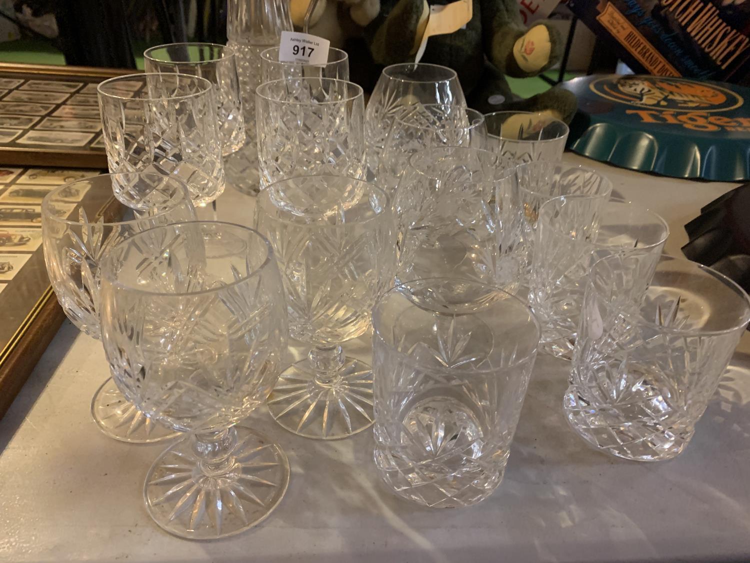 A COLLECTION OF CUT GLASS GLASSES AND A WINE CARAFE - Image 2 of 3