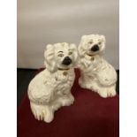 A PAIR OF ROYAL DOULTON KING CHARLES SPANIELS WITH BOX