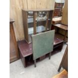 A 1960'S RETRO CHINA CABINET (LACKING LEGS), A TV/VIDEO STAND, A CARD TABLE AND A MODERN BEDSIDE