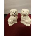 A PAIR OF ROYAL DOULTON KING CHARLES SPANIELS WITH BOX