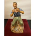 A ROYAL DOULTON FIGURINE DREAMWEAVER HN 2283