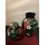 TWO ITEMS OF COUNTRY CRAFT COLLECTION POTTERY TO INCLUDE A VASE AND A LIDDED GINGER JAR