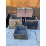 AN ASSORTMENT OF VINTAGE WOODEN STORAGE BOXES TO INCLUDE ONE WITH A HINGED LID