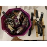 A TUB OF VARIOUS GENTS AND LADIES WRIST WATCHES