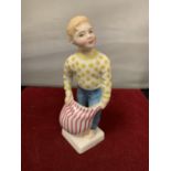 A DOULTON FIGURINE LIGHTS OUT HN 2262