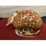 A ROYAL CROWN DERBY AARDVARK WITH GOLD STOPPER