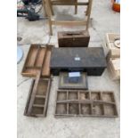 AN ASSORTMENT OF STORAGE ITEMS TO INCLUDE TWO DEED BOXES AND THREE WOODEN COMPARTMENT TRAYS ETC