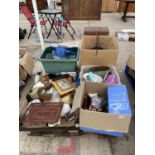 A LARGE QUANTITY OF HOUSEHOLD CLEARENCE ITEMS TO INCLUDE CERAMIC JUGS, TREEN TRAY AND GLASS WARE ETC