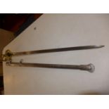 A 20TH CENTURY FRENCH CURASSIERS SWORD, 97CM BLADE, PIERCED BRASS GUARD, METAL SCABBARD