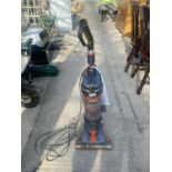 A VAX MACH AIR VACUUM CLEANER - BELIEVED WORKING BUT NO WARRANTY