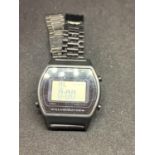 A GENTS CASIO DIGITAL WRIST WATCH IN WORKING ORDER