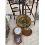 AN ASSORTMENT OF VINTAGE ITEMS TO INCLUDE A BED WARMING PAN, A WALL CLOCK AND A CHARGER ETC