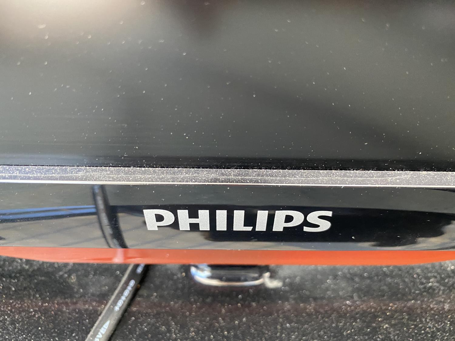 A PHILIPS 22" TELEVISION BELIEVED IN WORKING IORDER BUT NO WARRANTY - Image 2 of 3