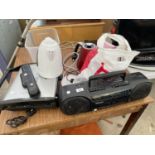 AN ASSORTMENT OF ELECTRICALS TO INCLUDE A GEORGE FORMAN GRILL, KETTLES AND A RADIO ETC