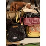 A LARGE QUANTITY OF HANDBAGS AND PURSES