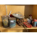 A QUANTITY OF ASSORTED VINTAGE ITEMS TO INCLUDE TWO VINTAGE TINS, A HEAT LAMP AND A TRIVET ETC