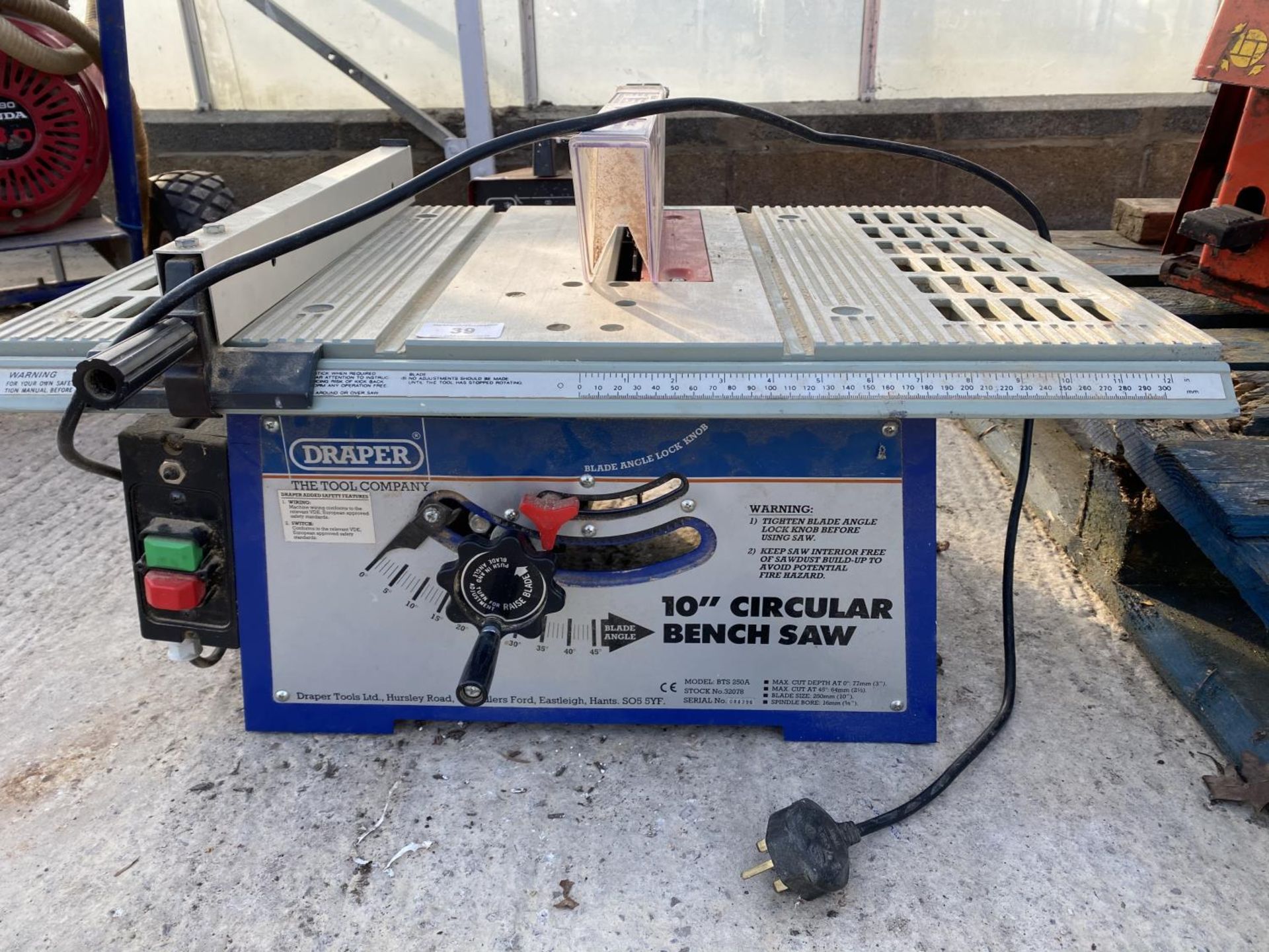 A DRAPER 10" CIRCULAR SAW BENCH - NO VAT